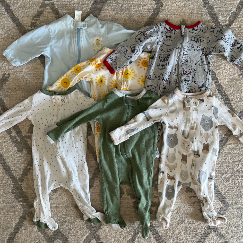 Lot of 6 Footed Sleepers SIZE 0-3m